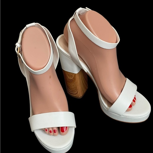 Aldo Pallidus White block heels size 9M - Picture 3 of 12